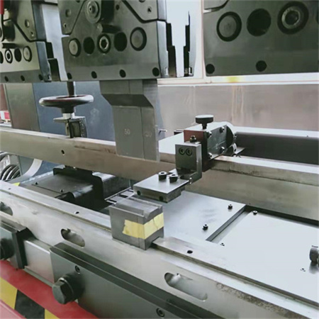 Hydraulic Brake Press Machine Customized Hydraulic E200p Cnc Hydraulic Brake Press Bending Machine Uban sa Germany Electronics