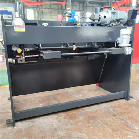 QC11K CNC awtomatikong hydraulic guillotine cutter shearing machine alang sa presyo