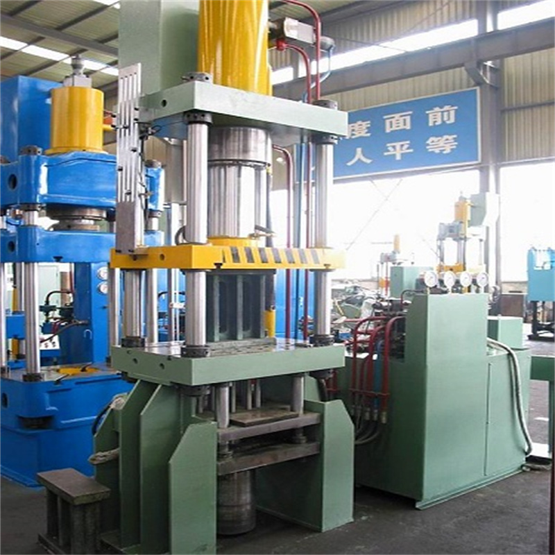 Gamay nga Hydraulic Press Ug Mould Upat ka Kolum nga Hydraulic Oil Pressing Machine