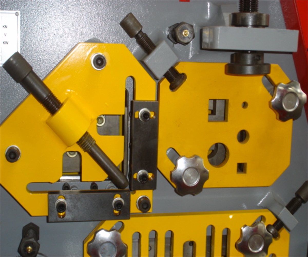 China Hydraulic Ironworker Machine Coin Press Machine Iron Worker China Hydraulic Ironworker Machine Coin Press Machine Iron Worker